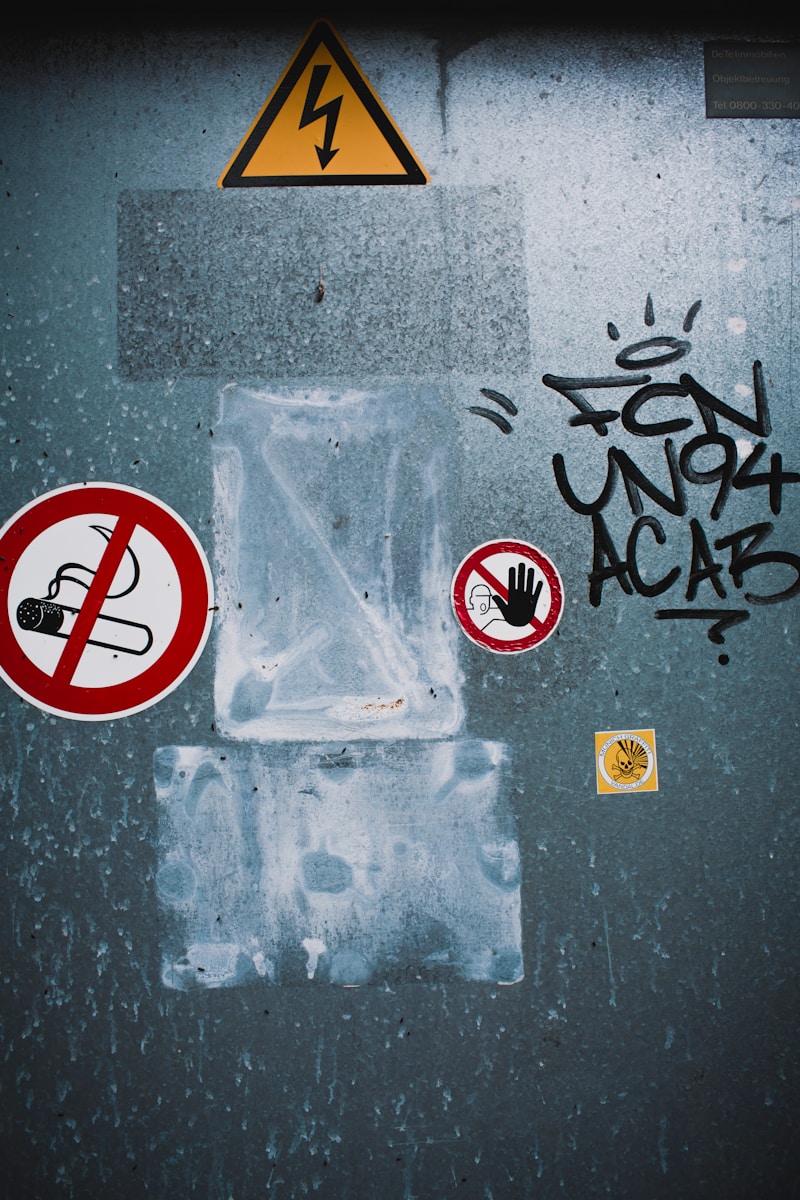 Naklejki nieinwazyjne i elektrostatyczne - innowacyjne rozwiązania dla biznesu